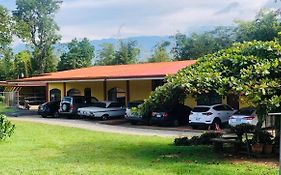 Hospedaje Adrimaran